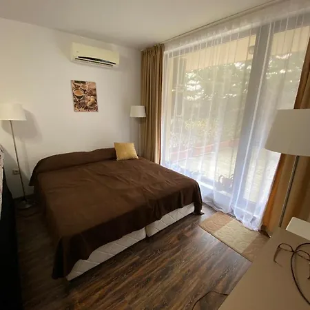 Kristina Apartament *